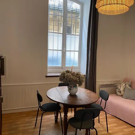 Grand Style Bordelais Dans Le Triangle D'or شقة بوردو